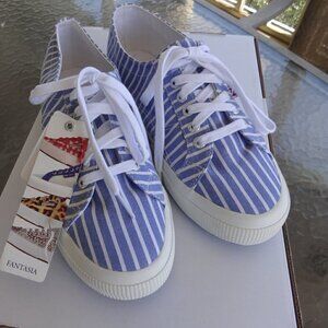 SUPERGA women's canvas sneakers, Fantasia, NWT, blue stripe, size 8 lace up,